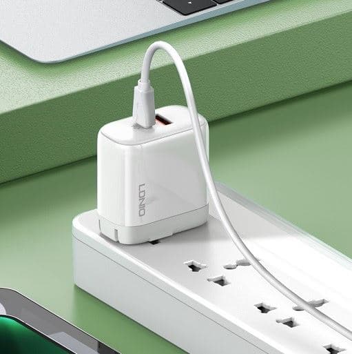 LDNIO A2526C 45W Dual USB QC4.0 Super Fast Charger With USB C Cable