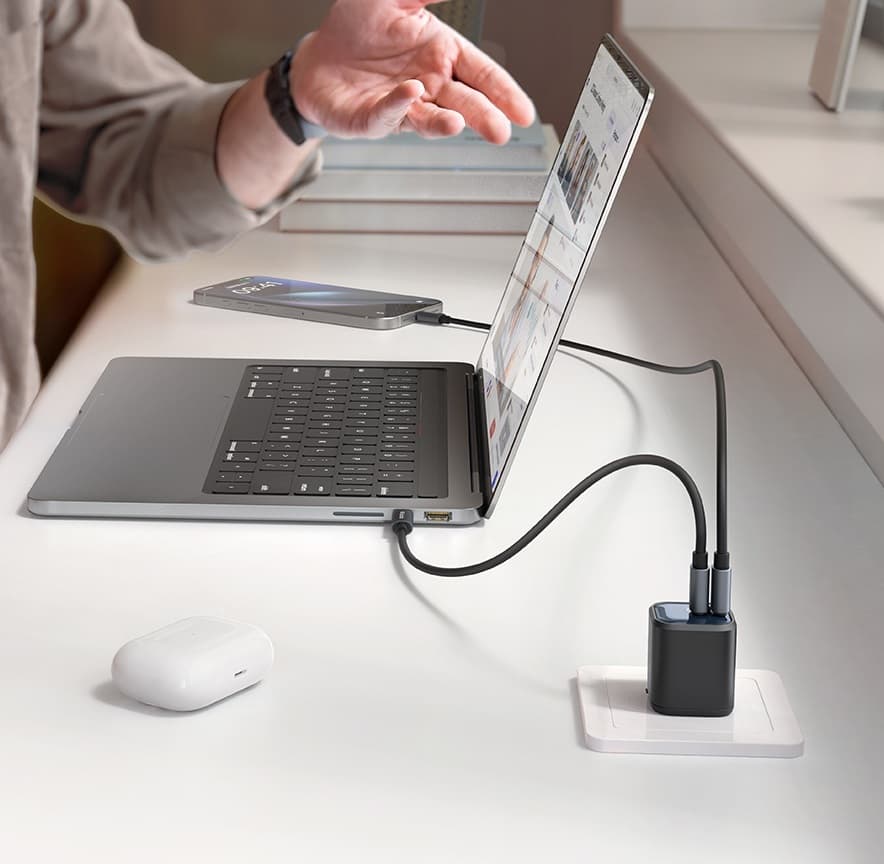 Mcdodo CH102 45W Mini GaN Charger (Dual USB-C) view 6