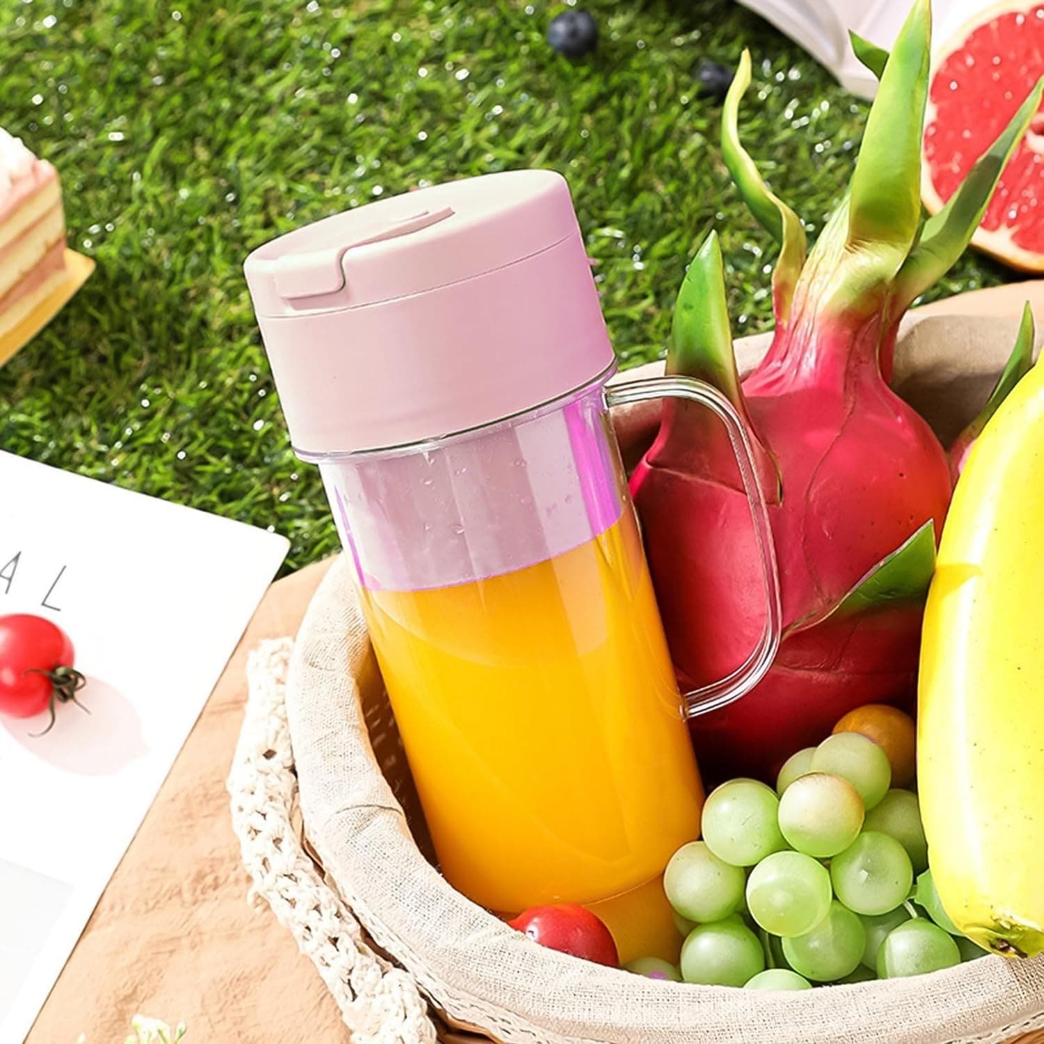 Portable Crusher Juicer With Handle & Straw USB Rechargeable 420 ML view 2