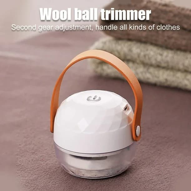 Portable Lint Remover USB Rechargeable With Stainless Steel Blade view 3