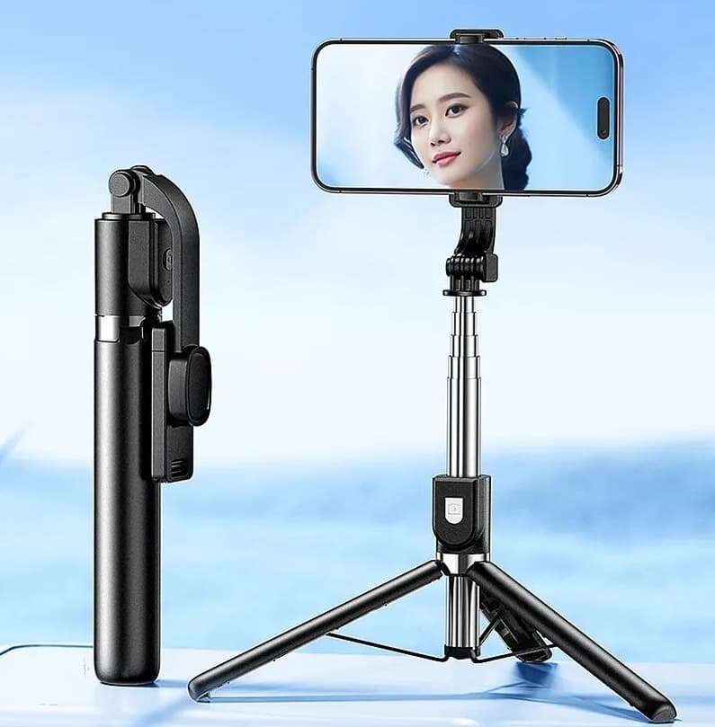 Remax P17 1.3M Selfie Stick Tripod With Wireless Bluetooth Remote Control 360 ° Rotation