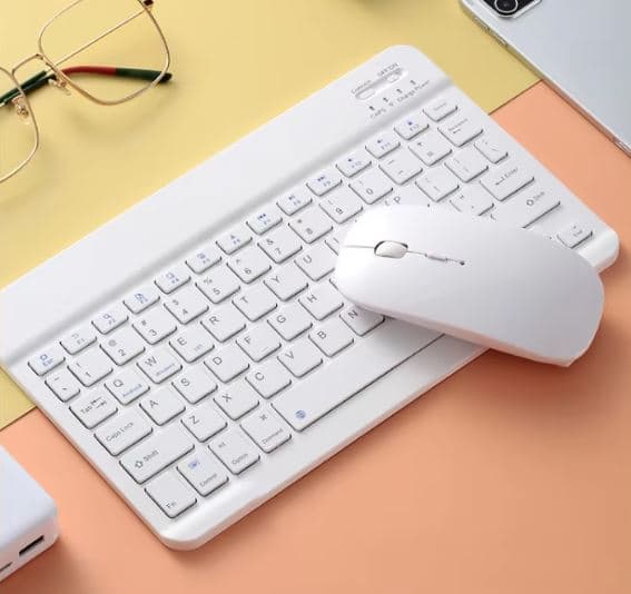 Ultra Slim Rechargeable Wireless Bluetooth Keyboard And Mouse Combo view 3