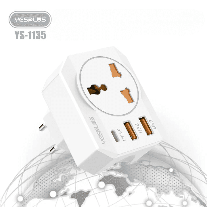 Yesplus YS1135 Universal Power Adapter 2 USB + 1 Type-C Power Socket