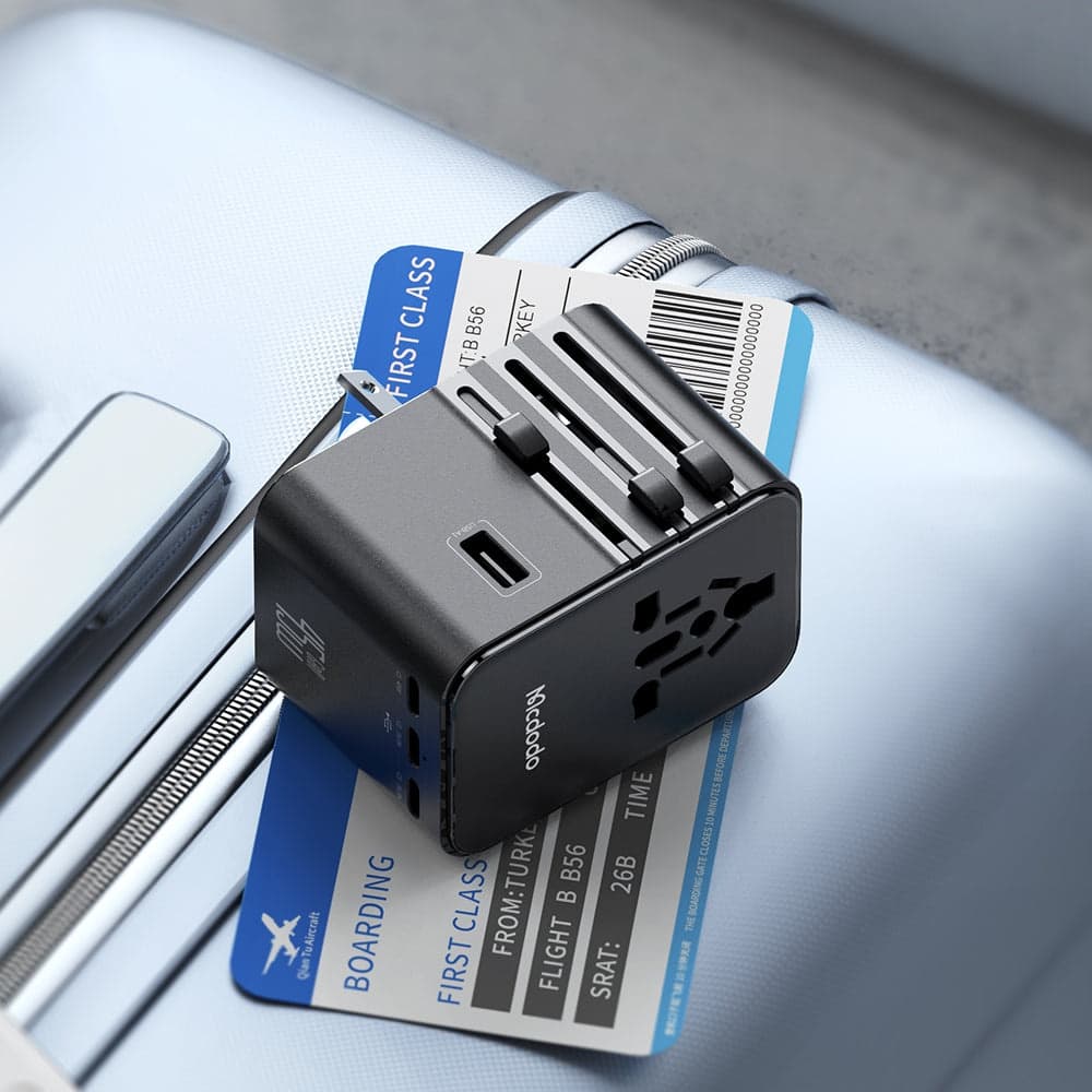 Mcdodo CA372 GlobePower 45W Universal Travel Adapter Kit (3 USB-C, 2 USB-A) — image 5